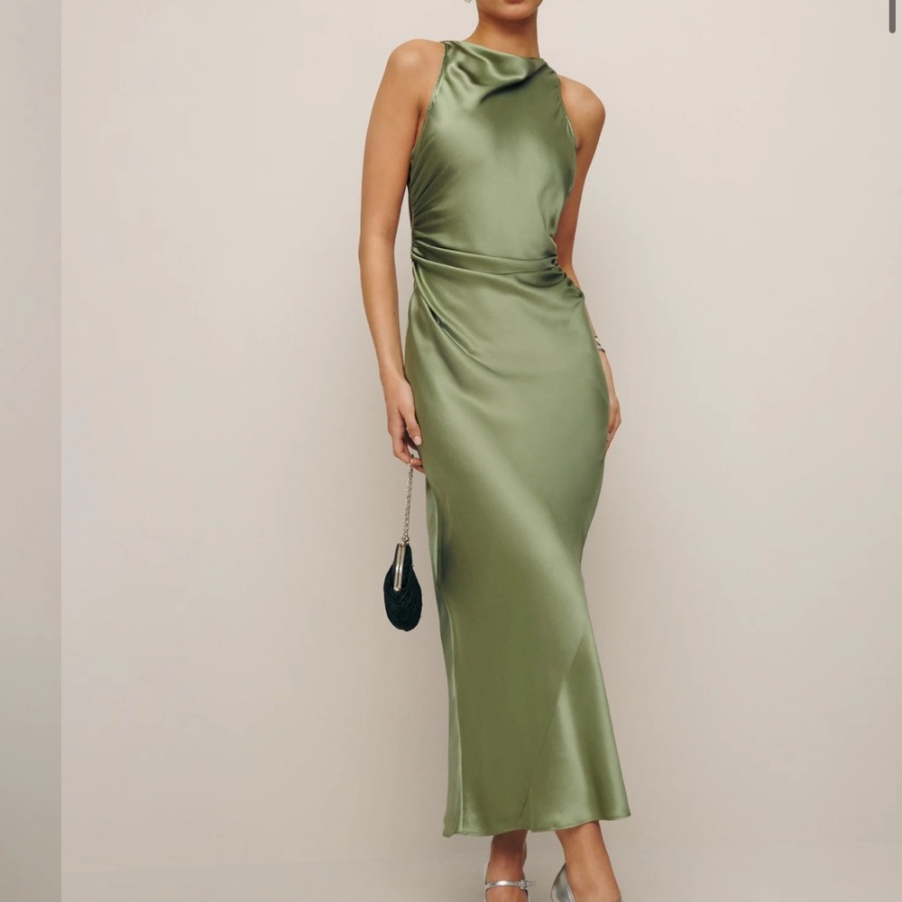 Casette silk Dress in Artichoke